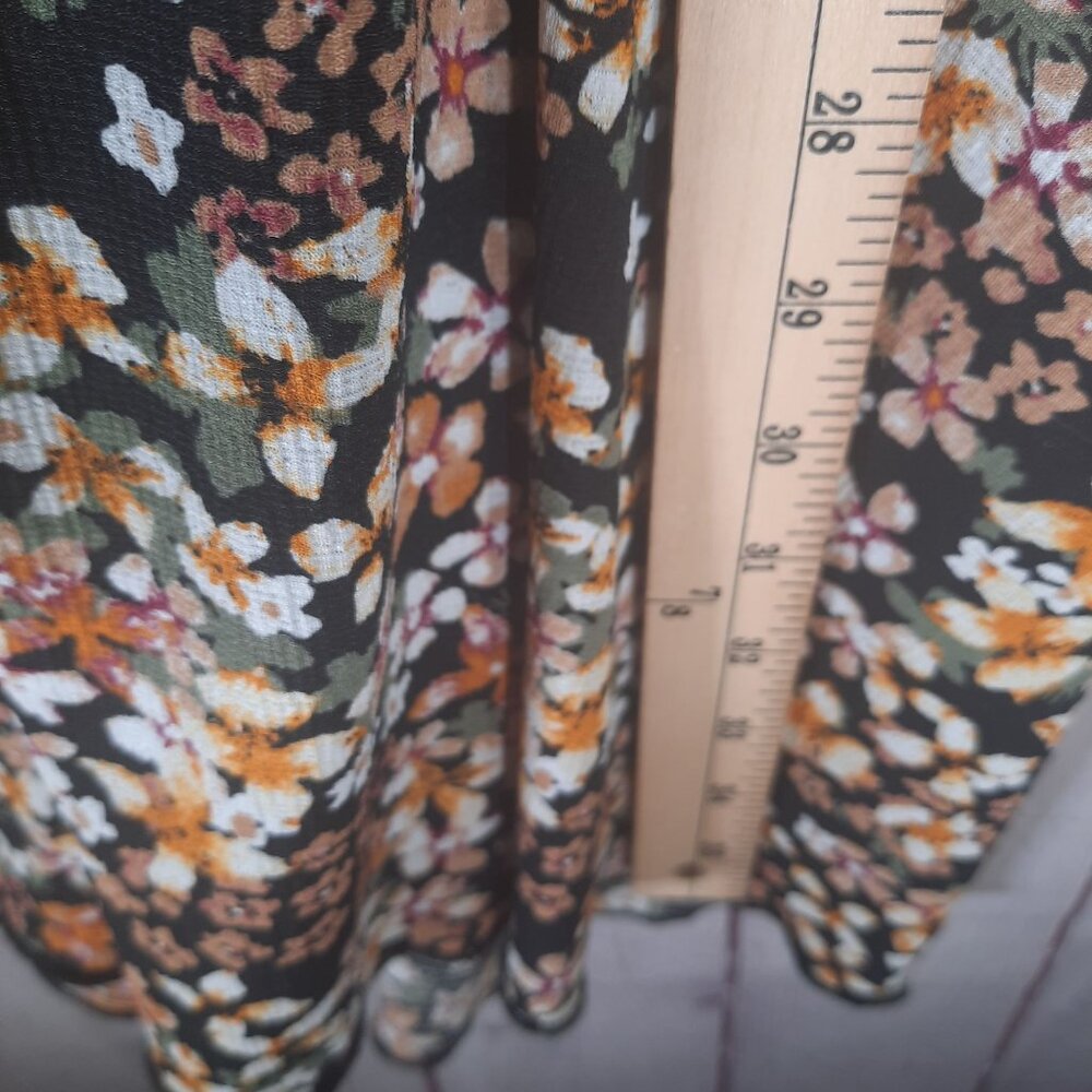 Zara Floral Print Ruffled Boho Balloon Sleeve Dress - Casual and Flowy S… - Picture 10 of 10